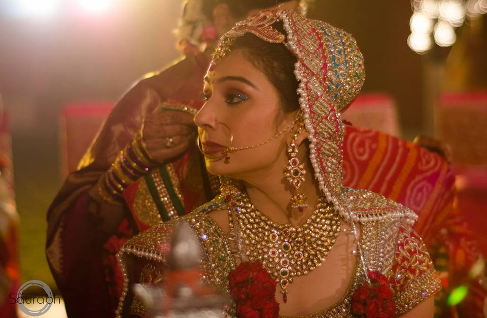 Gorgeous Bride Wearing Gorgeous Polki Kundan Set ! by Saurabh Wedding-photography Bridal-jewellery-and-accessories | Weddings Photos & Ideas