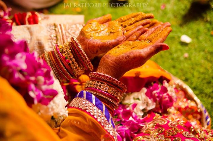 Splendid Sight Of Haldi ! by Jai Rathore Wedding-photography Bridal-jewellery-and-accessories | Weddings Photos & Ideas