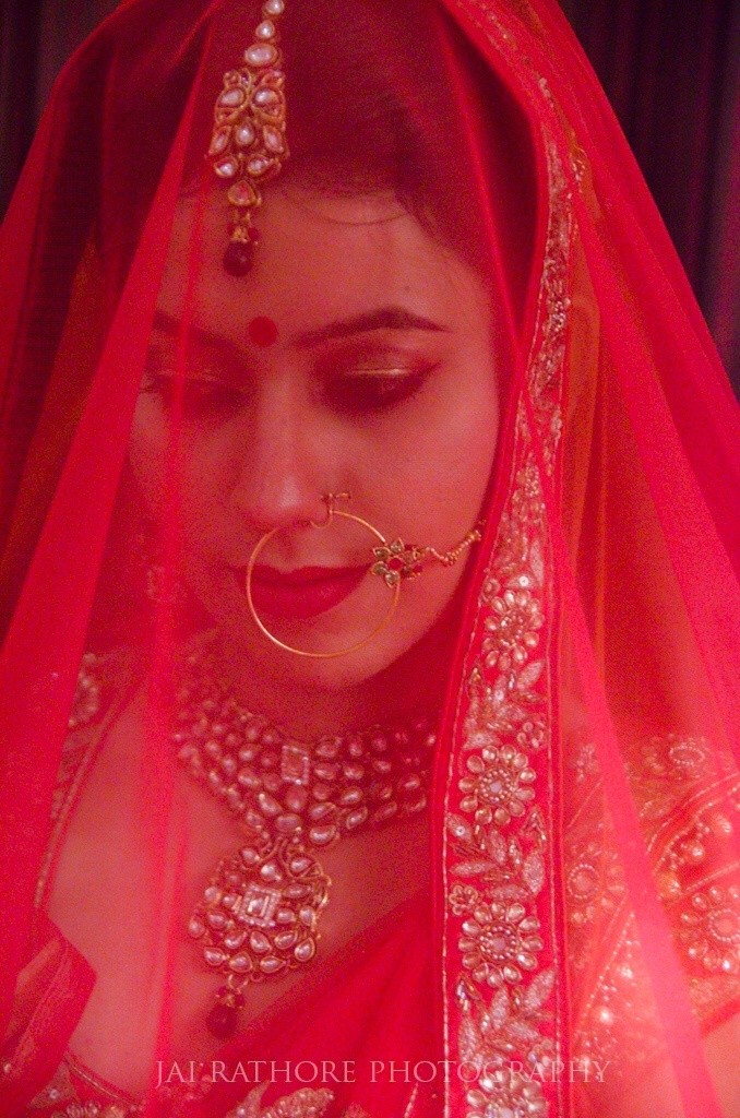 Ravishing Sight Of The Bride! by Jai Rathore Wedding-photography Bridal-jewellery-and-accessories | Weddings Photos & Ideas