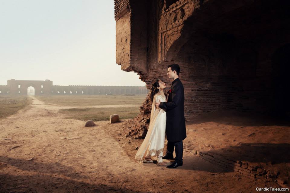Pre Wedding Shot In A Stunning Place! by Rishabh Sood Wedding-photography | Weddings Photos & Ideas
