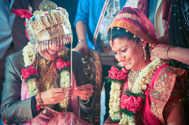 Captivating Smiles Of The Couple! by Nikhil Arora Wedding-photography Bridal-jewellery-and-accessories Groom-wear-and-accessories | Weddings Photos & Ideas