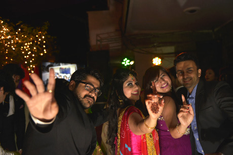 Guests by fotuwalle Wedding-photography | Weddings Photos & Ideas