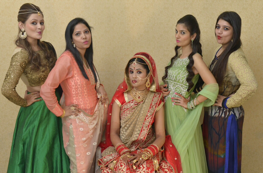 Girl Gang by fotuwalle Wedding-photography | Weddings Photos & Ideas