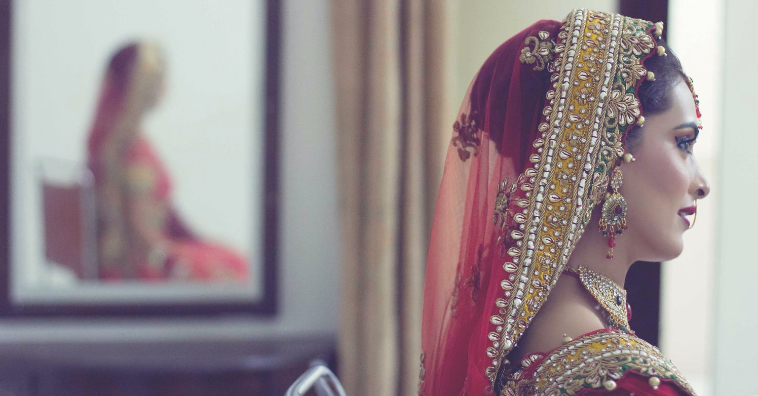 Dreaming away about her lover by Candid wedding Wedding-photography | Weddings Photos & Ideas
