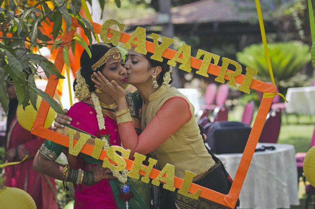 Wedding Day Photobooth by Hombliz Photography Wedding-photography | Weddings Photos & Ideas