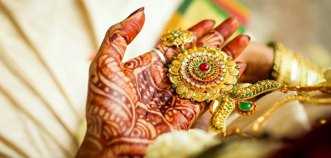 Beautiful Bridal Necklace by Kiran Channappa Bridal-jewellery-and-accessories | Weddings Photos & Ideas