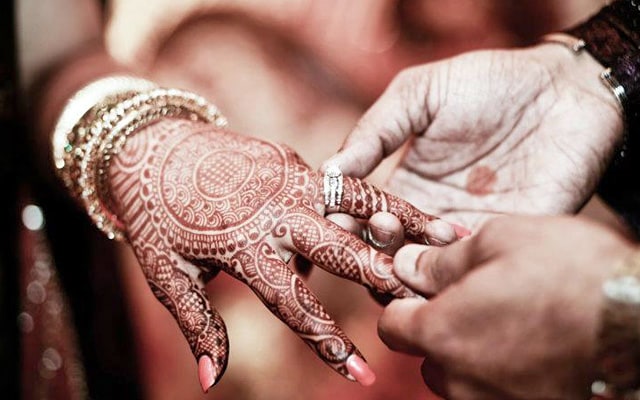 Entitling with the love band! by Candid Mantra Wedding-photography | Weddings Photos & Ideas