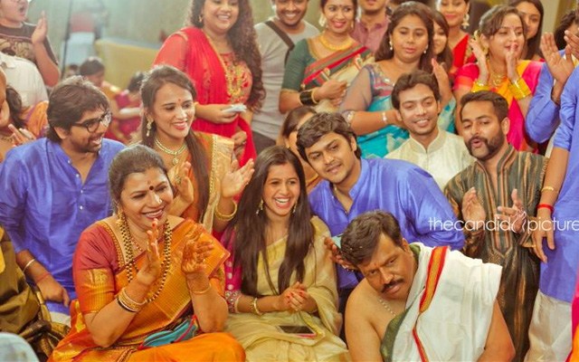 Wedding Guests During the Wedding by Kiran Kumar J Wedding-photography | Weddings Photos & Ideas