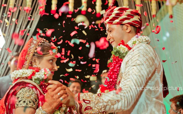 Candid Moment Between Bride and Groom During Their Wedding Ceremony by Kiran Kumar J Wedding-photography | Weddings Photos & Ideas