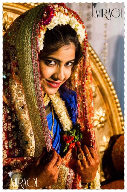 Bride Wearing Heavy Gold Zardozi Work Lehenga by Vishnu Bharath Wedding-photography | Weddings Photos & Ideas