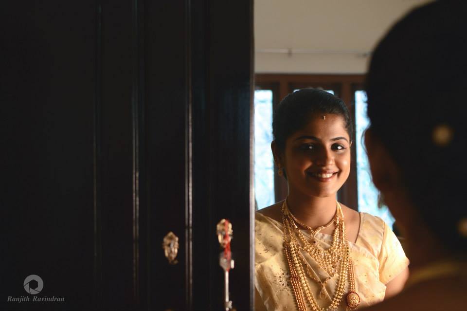Christian Bride Looking Radiant During Her Wedding Day by Ranjith R Ravindran Wedding-photography | Weddings Photos & Ideas