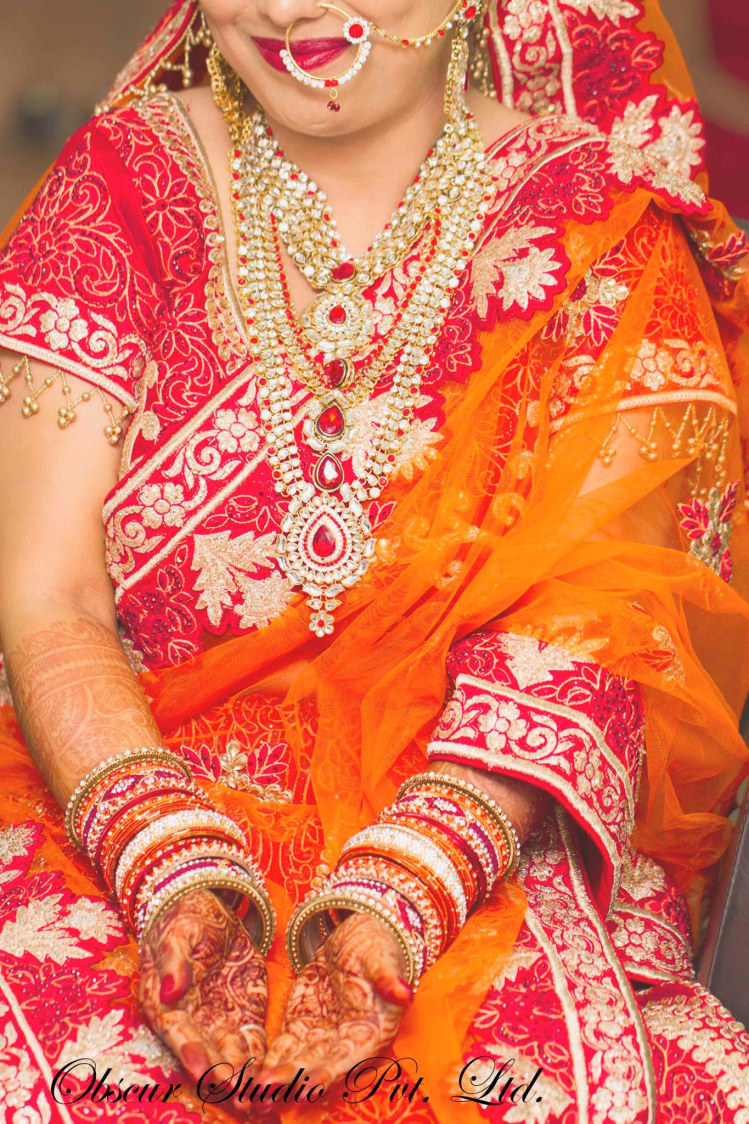 Bride Wearing Beautiful Red and Orange Applique Work Saree by Obscur Photography Wedding-photography | Weddings Photos & Ideas
