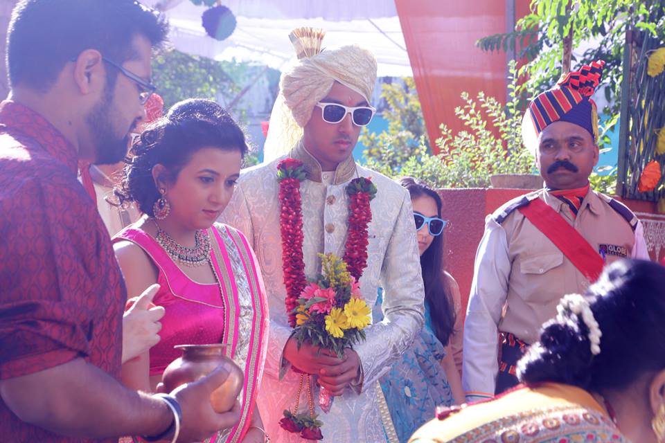 Dapper Groom Making His Entry by Sagar Thackar Wedding-photography | Weddings Photos & Ideas