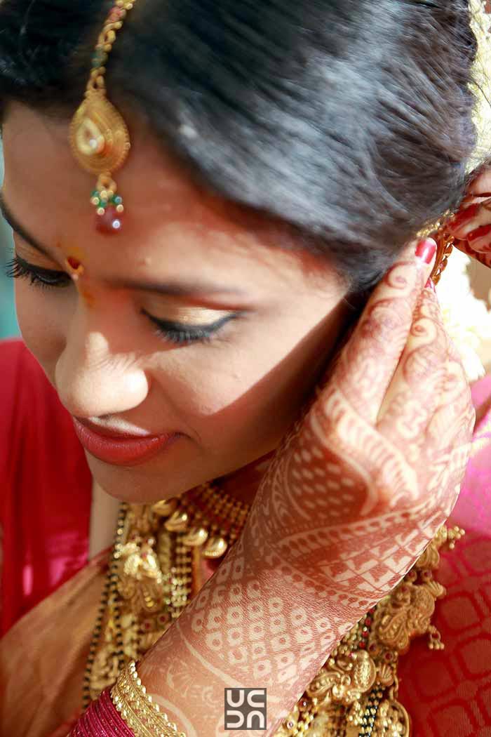 Gorgeous frame of a bride by Madhuri Sharma Photography Wedding-photography | Weddings Photos & Ideas