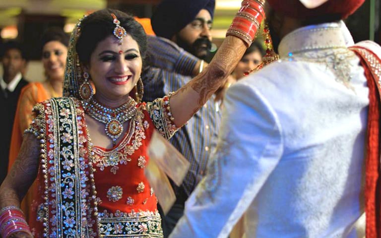 Gorgeous Bride On Her D-day! by Sharad Shiromani Wedding-photography Bridal-jewellery-and-accessories Bridal-makeup | Weddings Photos & Ideas