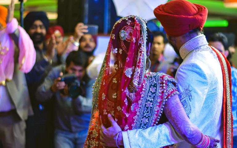 Couple Posing On Their D-Day! by Sharad Shiromani Wedding-photography | Weddings Photos & Ideas