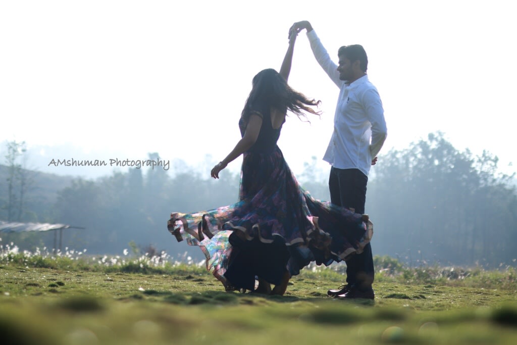Twirling Shot! by Amshuman Wedding-photography | Weddings Photos & Ideas