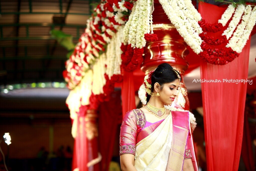Bride On Her Wedding Day by Amshuman Wedding-photography Bridal-jewellery-and-accessories | Weddings Photos & Ideas
