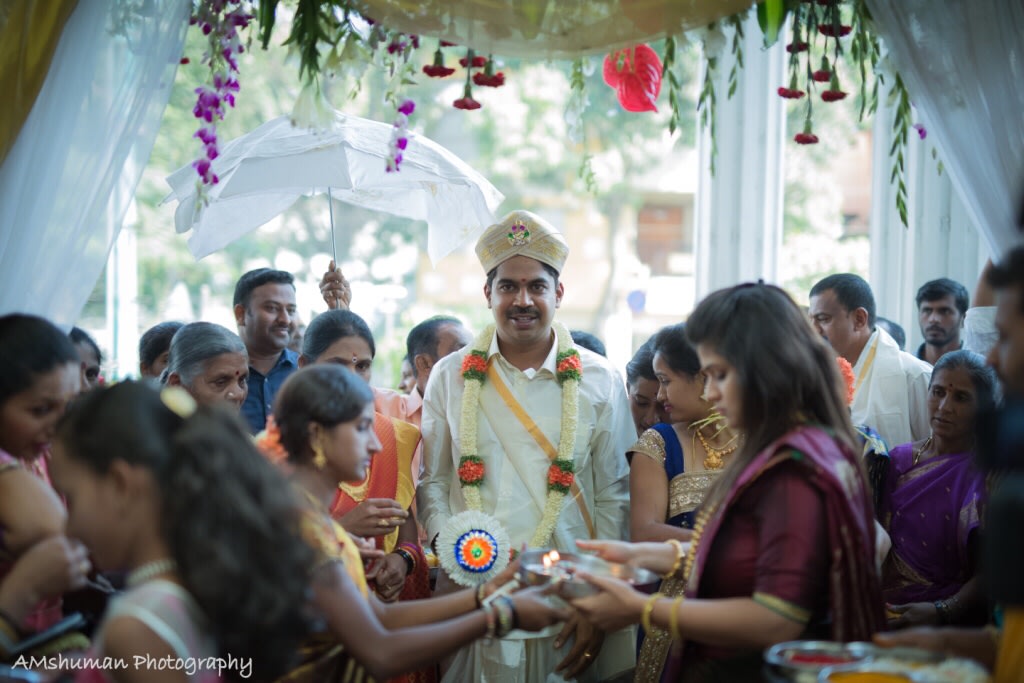 Dashing Groom In His Wedding! by Amshuman Wedding-photography Groom-wear-and-accessories | Weddings Photos & Ideas