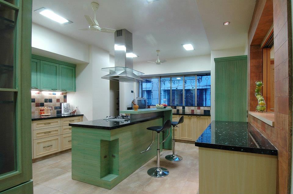 Large Kitchen With Green And white combo by Hoshedaar Eruch Carnac Modular-kitchen Modern | Interior Design Photos & Ideas