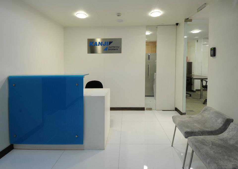 Office Reception Area With Grey Chair And False Ceiling by Hoshedaar Eruch Carnac Modern | Interior Design Photos & Ideas