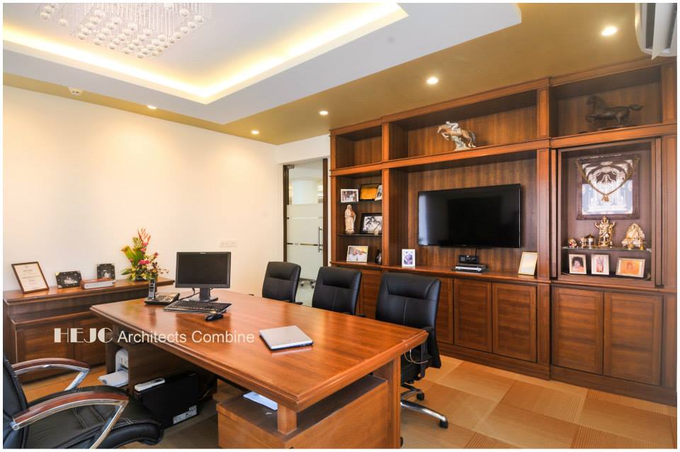 Office Cabin With Teak Color Furniture by Hoshedaar Eruch Carnac Contemporary | Interior Design Photos & Ideas