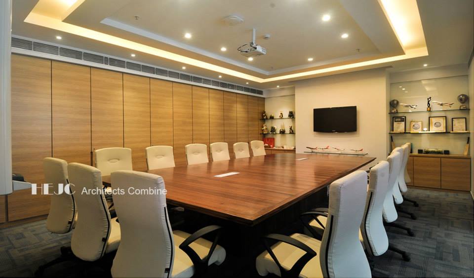 Large Meeting Room With Wooden Table White Chair And Wooden Wall by Hoshedaar Eruch Carnac Modern | Interior Design Photos & Ideas