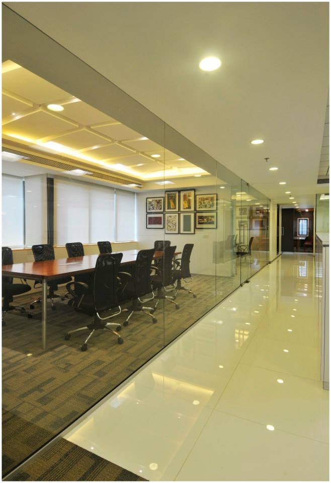 Office Hallway With False Ceiling by Hoshedaar Eruch Carnac Modern | Interior Design Photos & Ideas