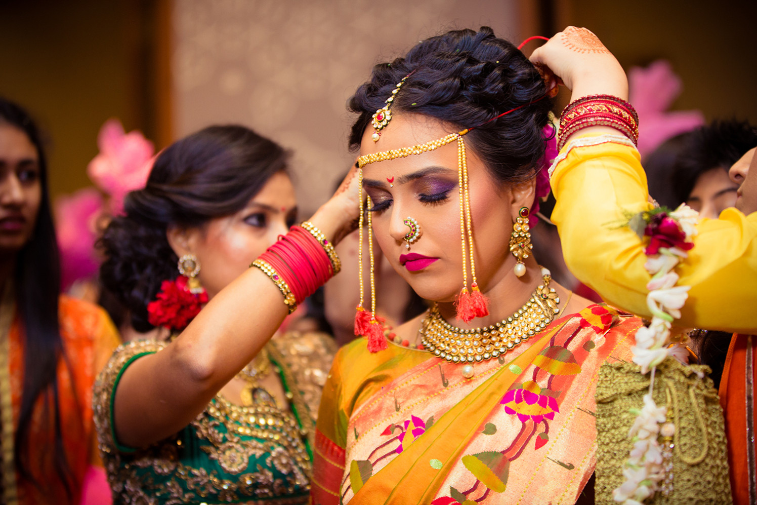 Bride Wearing Perfect Smokey Eye Makeup by Bosco Naveen Bridal-makeup Bridal-jewellery-and-accessories | Weddings Photos & Ideas