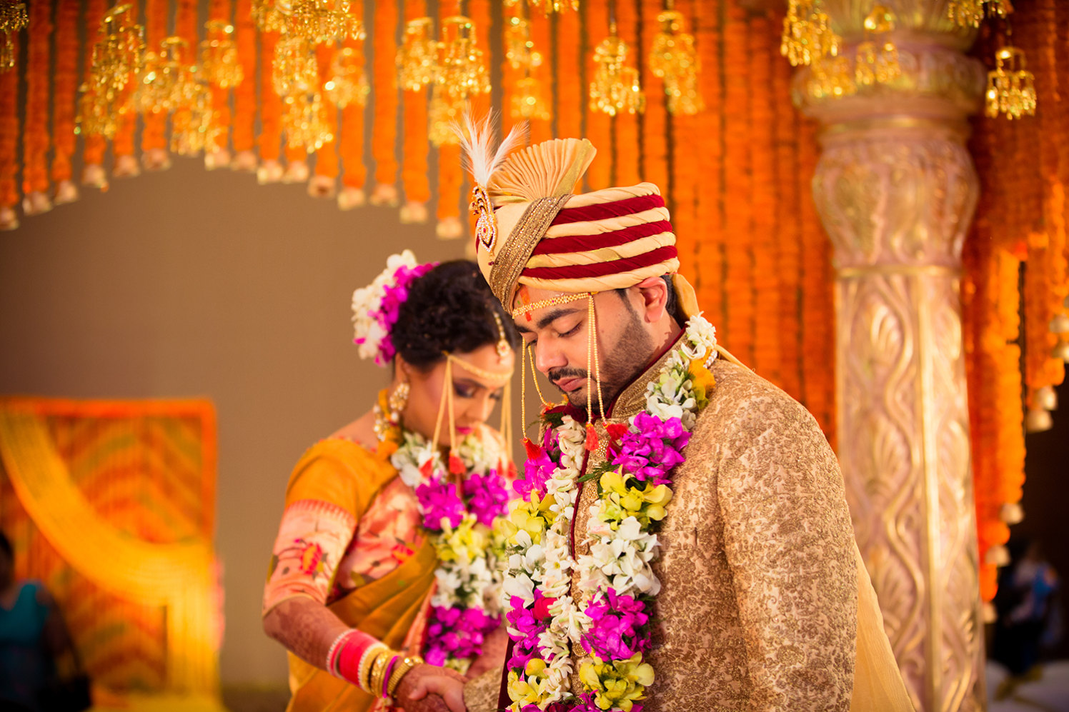 Marathi Bride and Groom Taking Pheras by Bosco Naveen Wedding-photography | Weddings Photos & Ideas