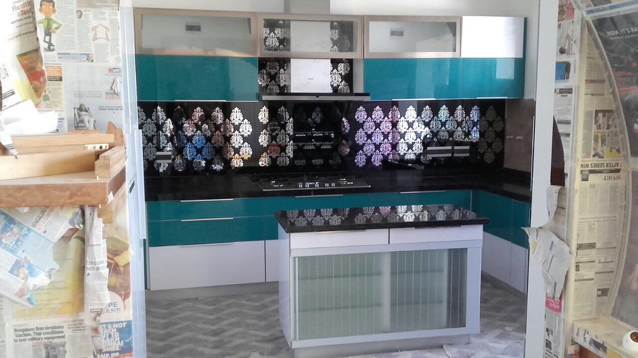 Elegant open island modular kitchen decor by Dhelvon Modular-kitchen Modern | Interior Design Photos & Ideas