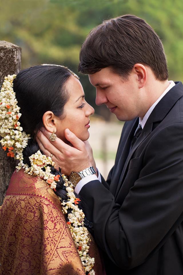 Romantic pose by Imageirie Wedding-photography | Weddings Photos & Ideas