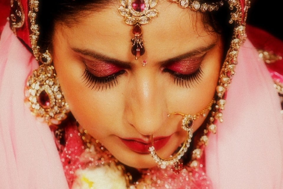 Enthralling Glimpse Of The Bride! by Neha Arora Wedding-photography Bridal-jewellery-and-accessories Bridal-makeup | Weddings Photos & Ideas