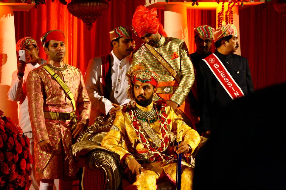 Regal Posture by Storytellers & Artists Wedding-photography | Weddings Photos & Ideas