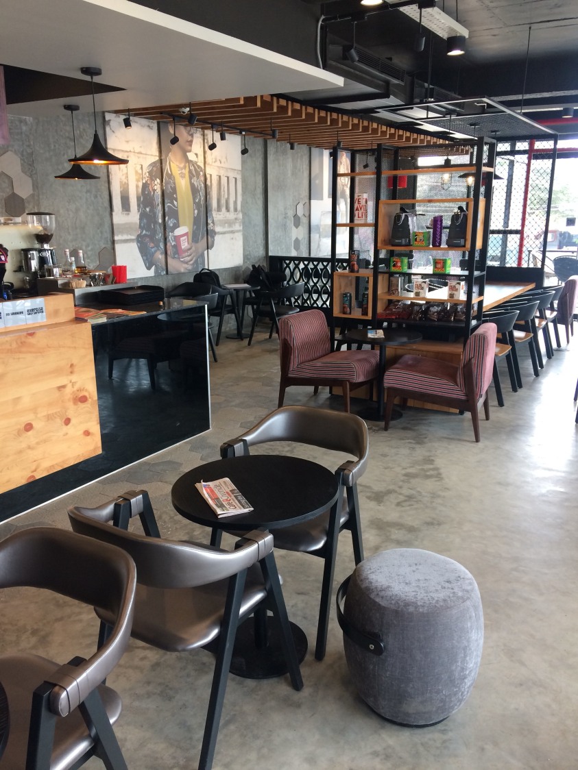 Modern closed cafe decor by ANTARANGNI INTERIOR P LTD | Interior Design Photos & Ideas