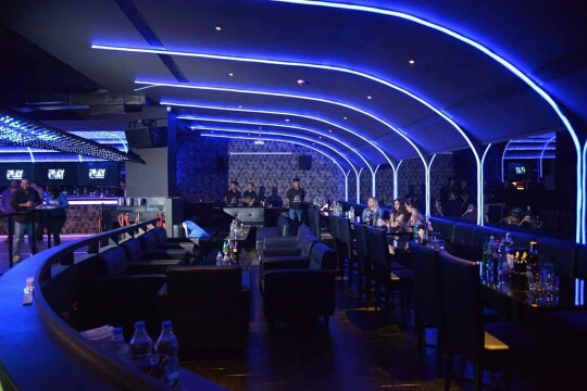 Eclectic bar decor by Amitus EPC Projects Pvt Ltd | Interior Design Photos & Ideas