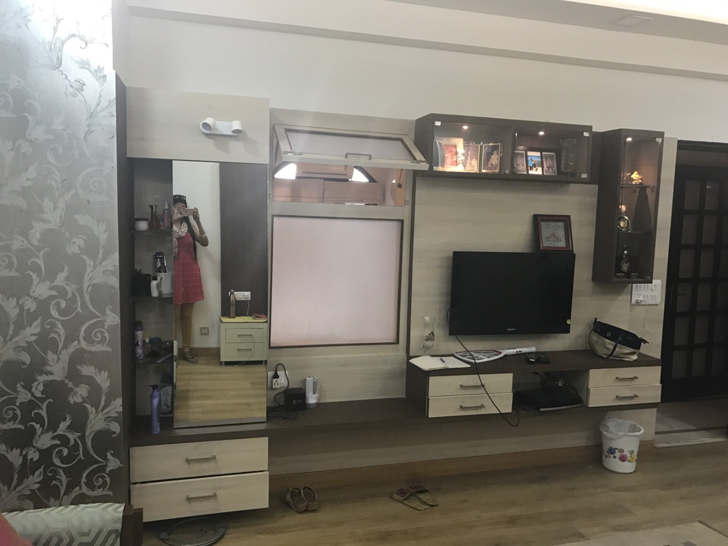 Modern TV cabinet by Ar. Barkha Jain Living-room Modern | Interior Design Photos & Ideas