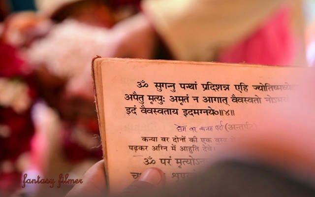 Holy chants! by Fantasy Fimer Wedding-photography | Weddings Photos & Ideas