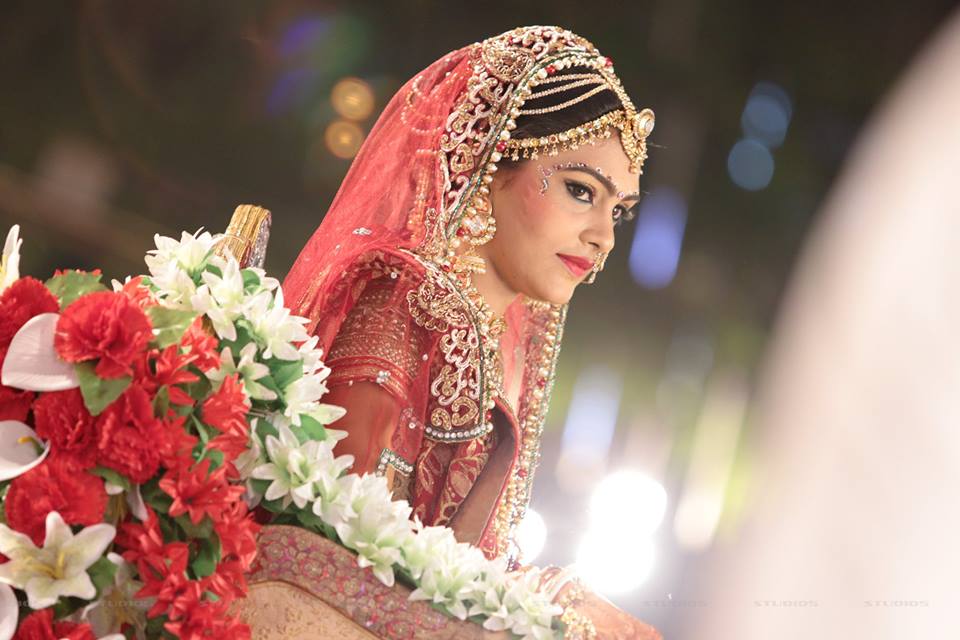 Elegant Bride On Her Wedding Day! by Studio5 Wedding-photography | Weddings Photos & Ideas