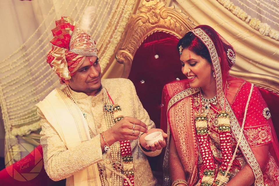 Embracing Wedding Ritual by Viral Shah Wedding-photography | Weddings Photos & Ideas