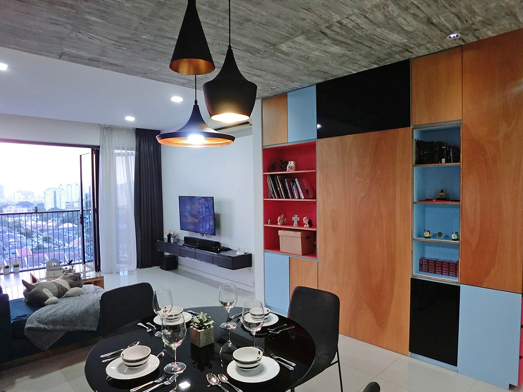 Black Themed Dining Table And Planetary String light by Yogesh Goel Dining-room Contemporary | Interior Design Photos & Ideas