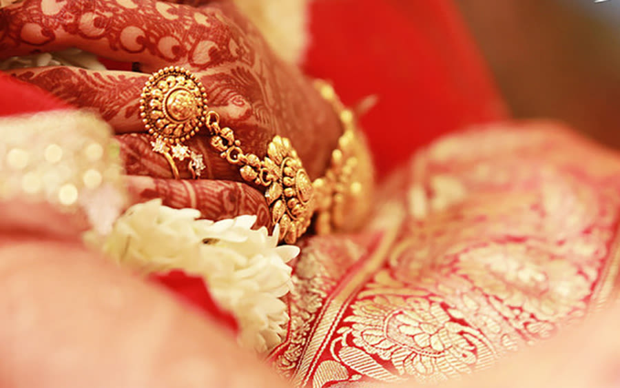 Elegant Attire by KS LENSCAPES Wedding-photography | Weddings Photos & Ideas
