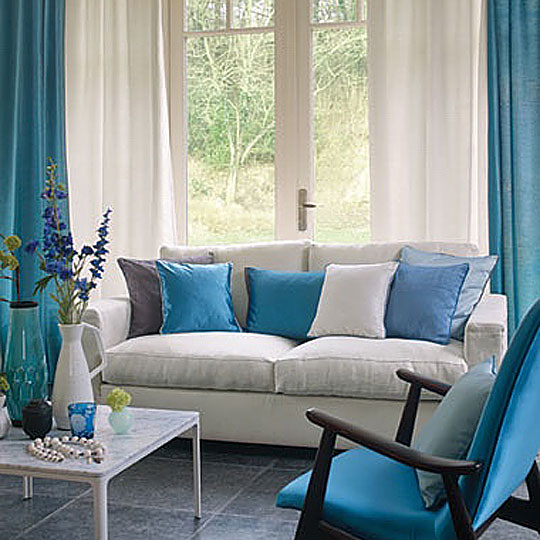 Elegant blue and white themed living room decor by Drapes & Spreads Living-room | Interior Design Photos & Ideas