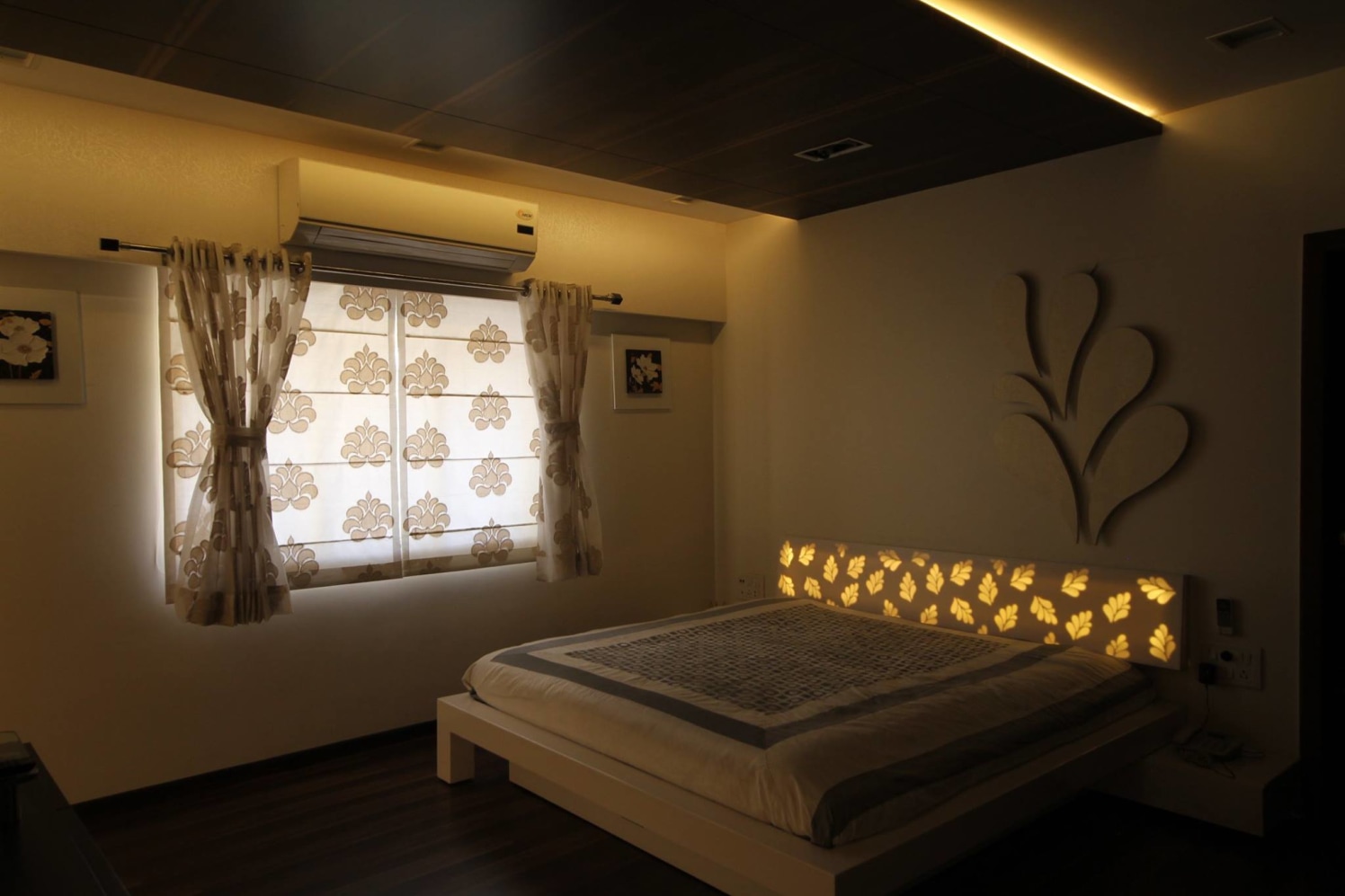 Starry lights master bedroom theme decor by Ankur Tulsyan Bedroom Contemporary | Interior Design Photos & Ideas