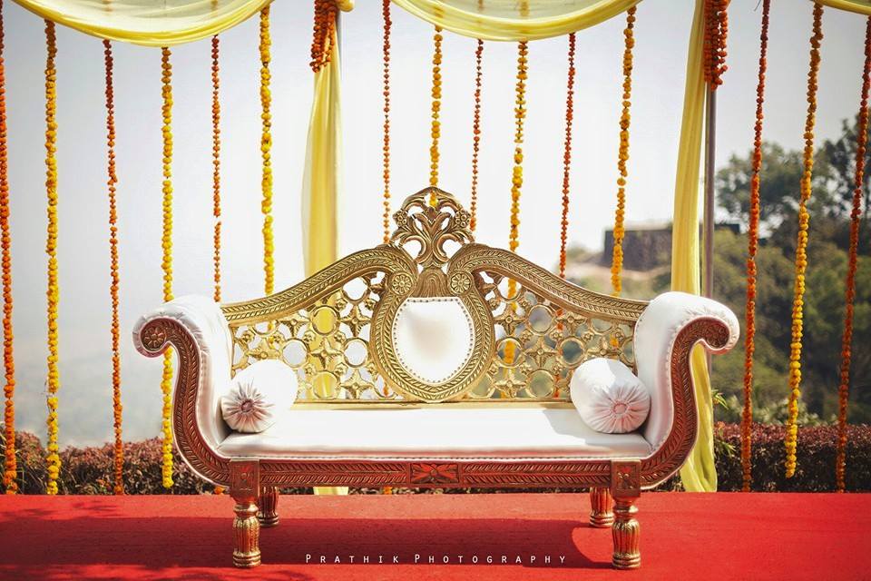 The Royal Seat by Prathik Photography Wedding-photography Wedding-decor | Weddings Photos & Ideas