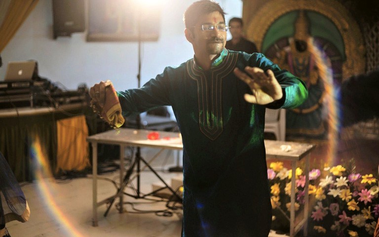 Groom dancing his heart out by Kandhadai photography Wedding-photography | Weddings Photos & Ideas