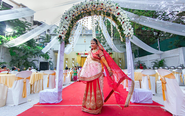 A magnificent picture of the bride in her red lehenga by Pankaj Rokade Photography Wedding-photography | Weddings Photos & Ideas