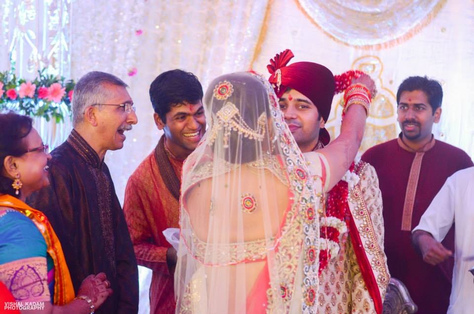 Varmala time by Vishal Kadam Photography Wedding-photography | Weddings Photos & Ideas