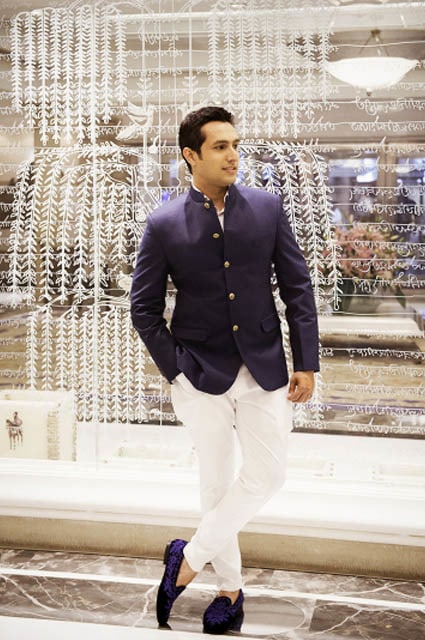 Dashing Groom Wearing Black and White Indo Weste by Dhanika Choksi Groom-wear-and-accessories | Weddings Photos & Ideas