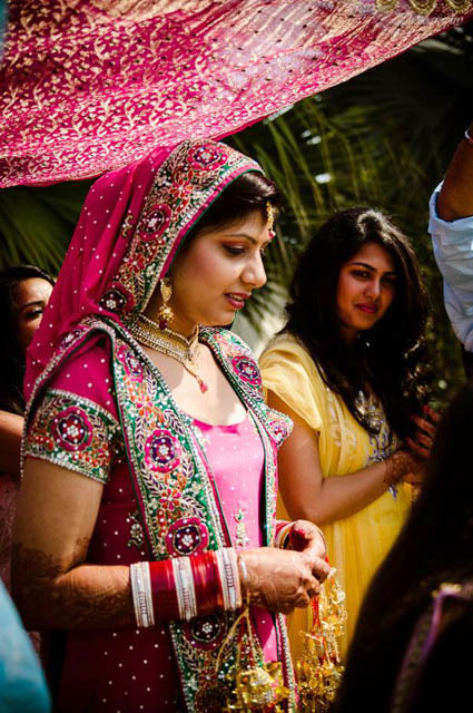 Graceful Entry of the Bride by Sourav Kumar Das Wedding-photography | Weddings Photos & Ideas